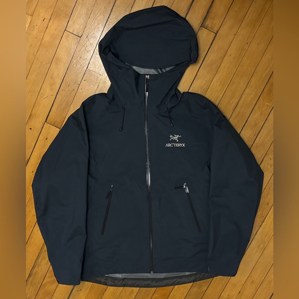 Arc'teryx Men's beta LT